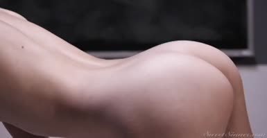 Erotic clip - cute naked girl Kiara Cole